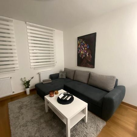 Apartment 212 Суботица Экстерьер фото