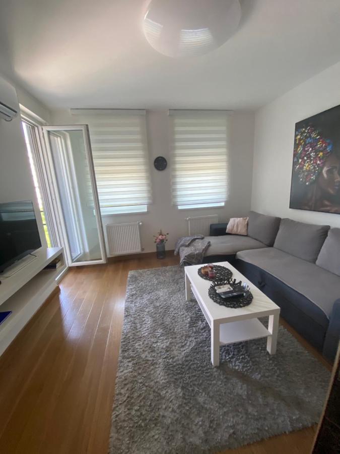 Apartment 212 Суботица Экстерьер фото